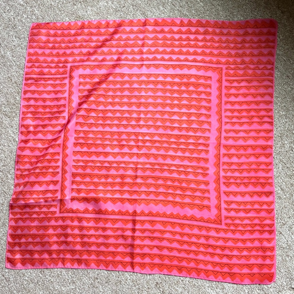 VINTAGE SILK SCARF